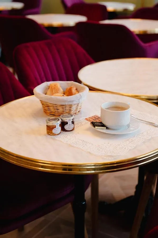 ***  Grand Hotel De L'Europe Morlaix France